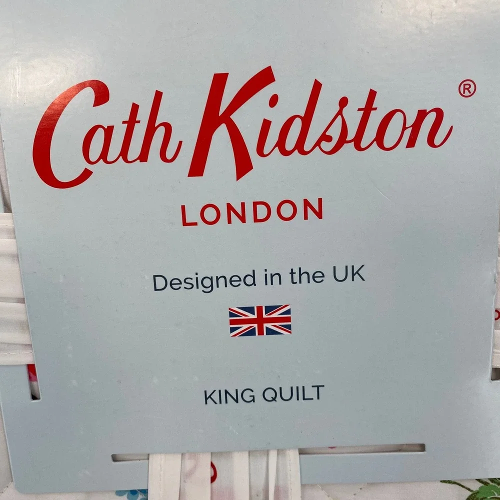 Cath Kidston Bunches Pink King Quilt White Floral Polka Dot Cotton Bedspread